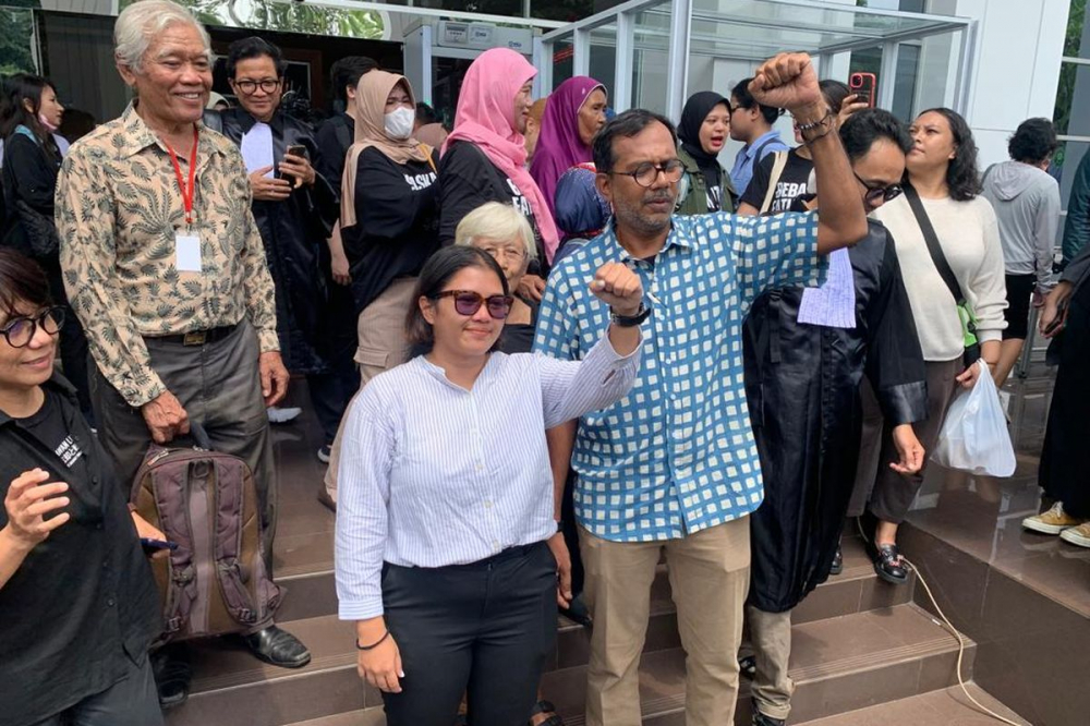 Haris dan Fatia divonis bebas