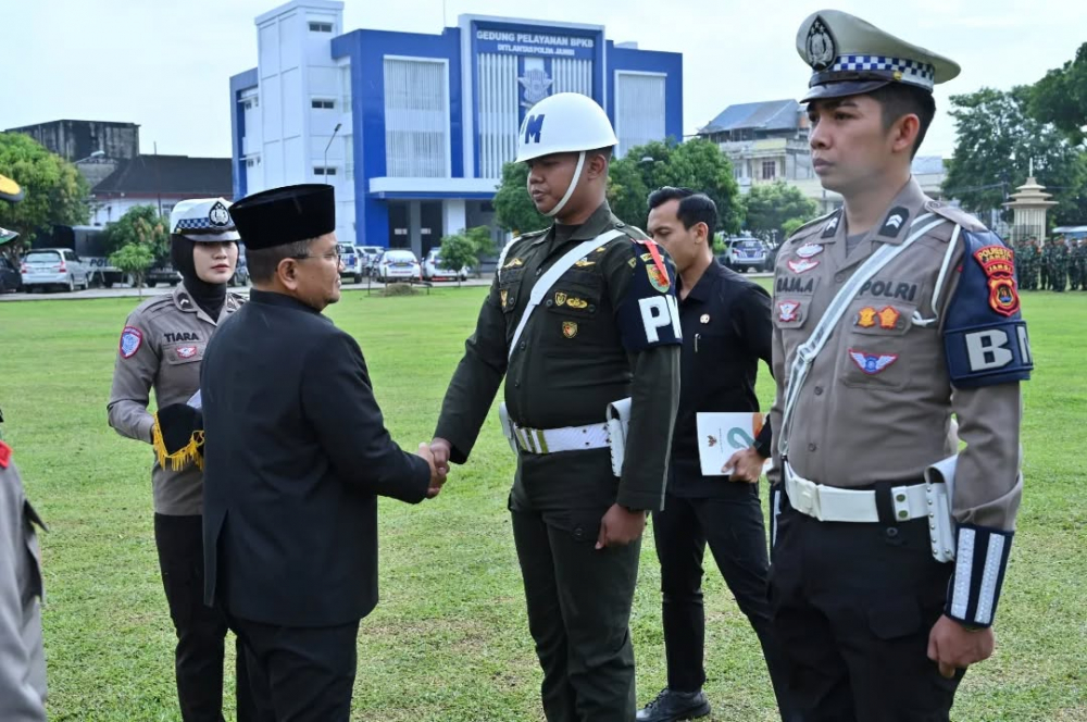 Maulana Pimpin Apel Pasukan Operasi Ketupat 2025 untuk Pengamanan Idulfitri