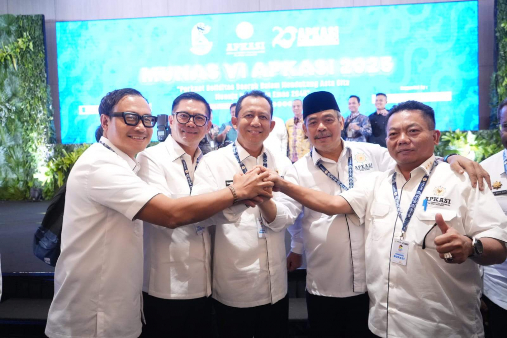 Bupati Muaro Jambi Bambang Bayu Suseno,SP.MM.M.Si hadiri Musyawarah Nasional Asosiasi Pemerintah Kabupaten Seluruh Indonesia (APKASI) ke VI